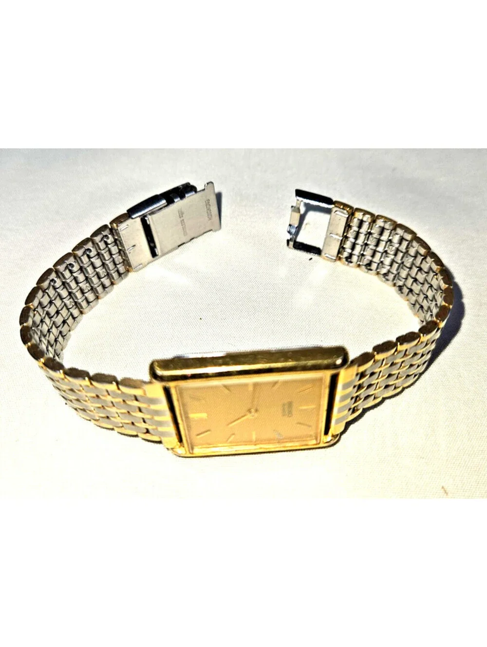 SEIKO Quratz vintage late rectangular tank style dress watch (5Y30-5069)